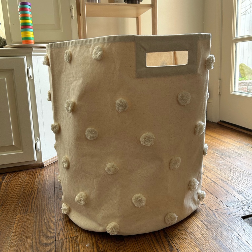 Large Pehr Hamper NWOT